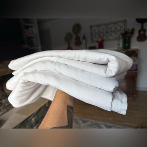 Luxury White linen  table cloth 60"x80" rectangular